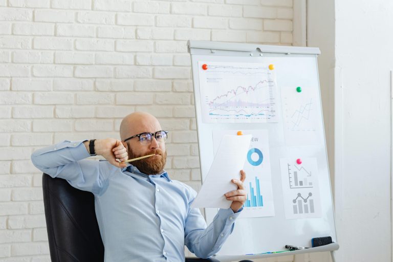 الحوكمة الجسر الذي ينقذ الشركات العائلية من الانهيار